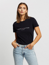 TH ESS Hilfiger Crewneck Tee