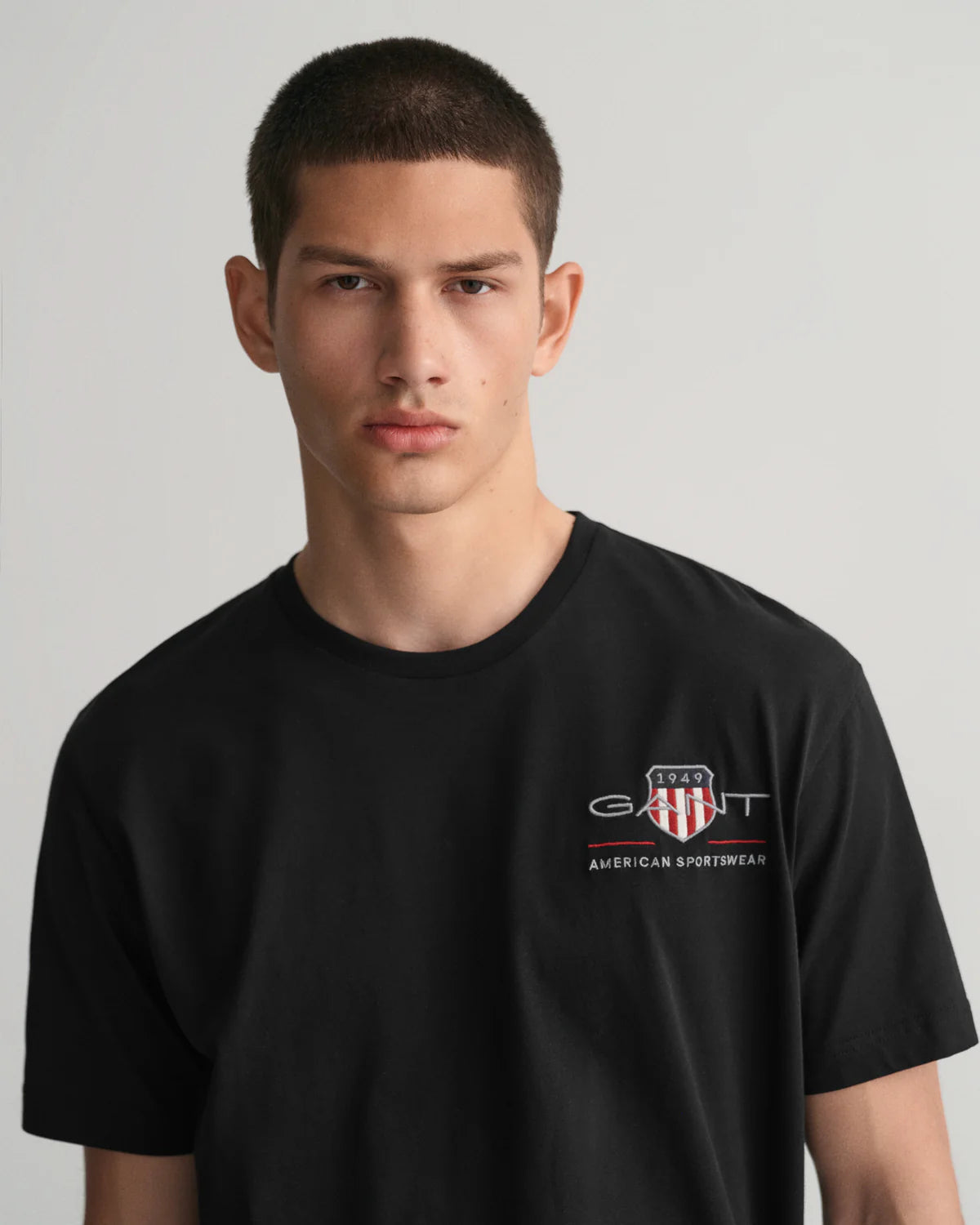 Gant Regular Embroidered Archive Shield SS T-Shirt