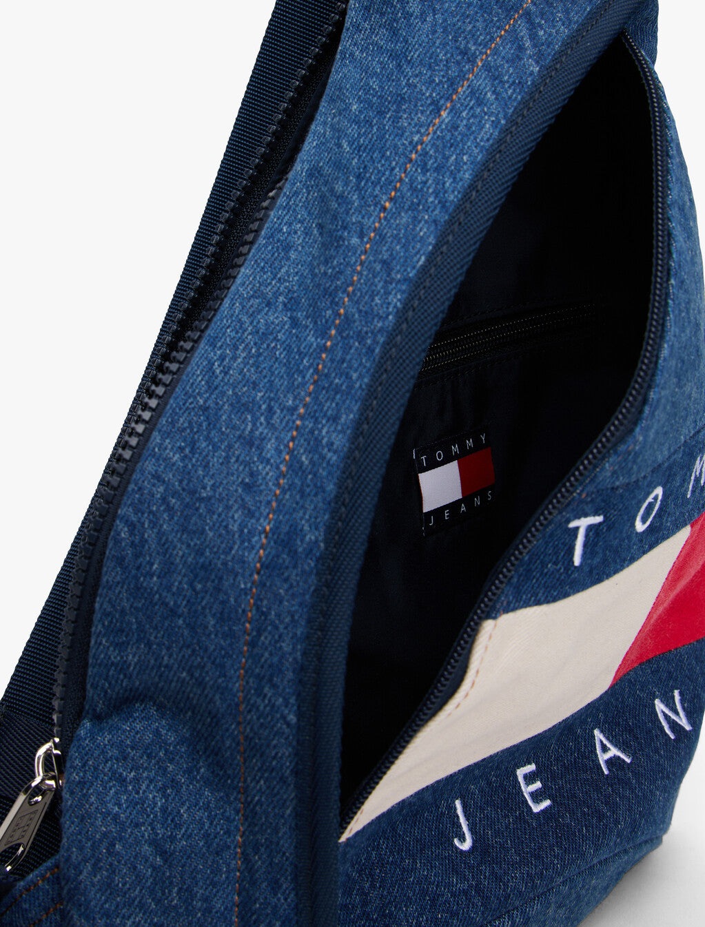 Tommy Hilfiger Metro Crossover Bag