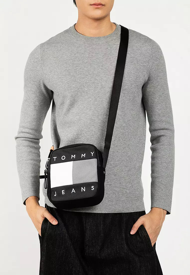Tommy Hilfiger Archive Reporter Bag