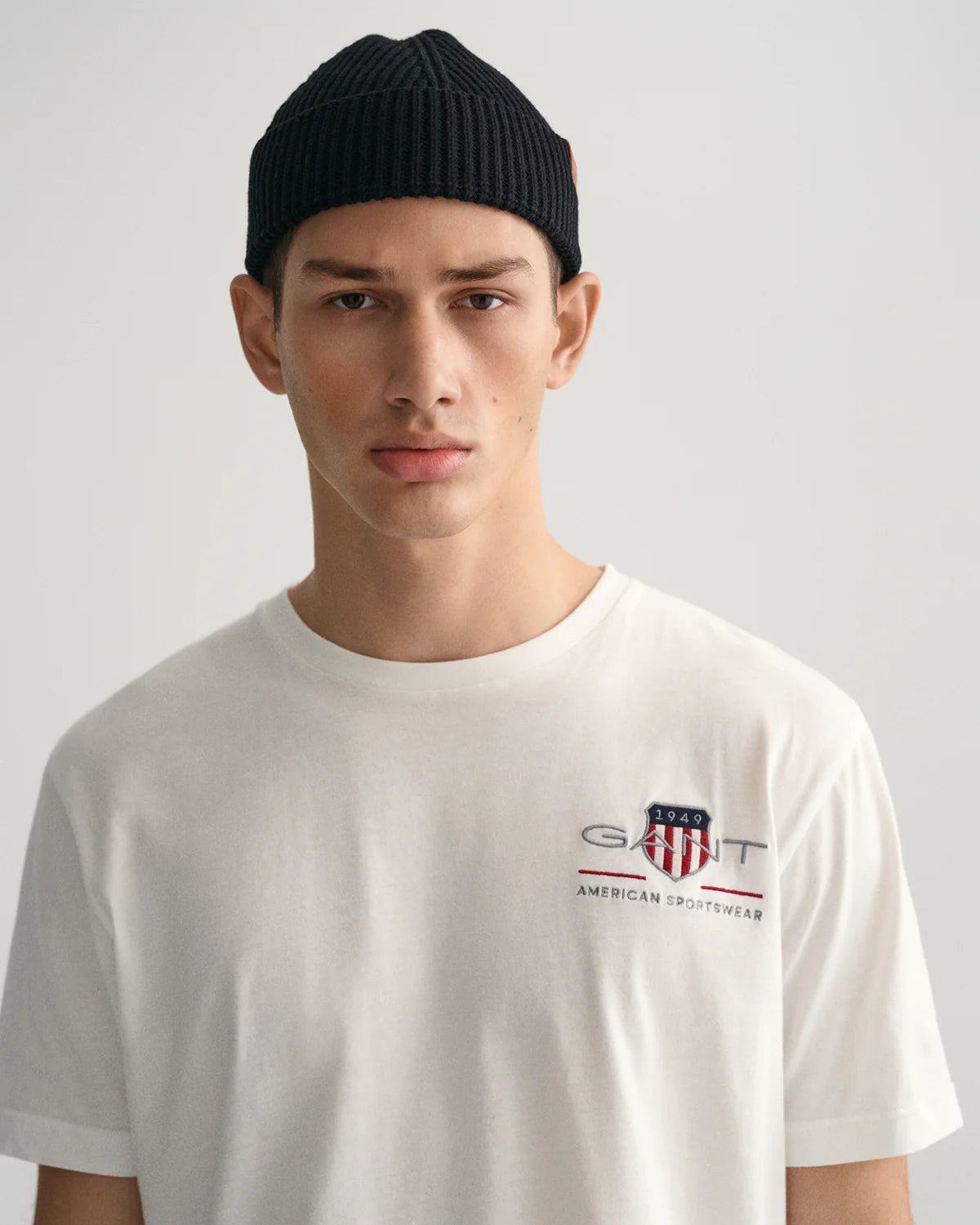 Gant Regular Embroidered Archive Shield SS T-Shirt